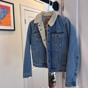Levi's Denim Jacket with Cream Sherpa Lining